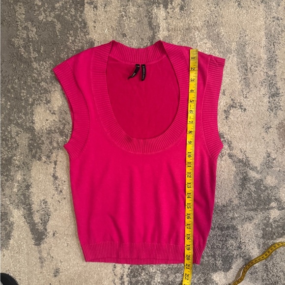 Takeout Pink Sleeveless Women's Top - Picture 6 of 6